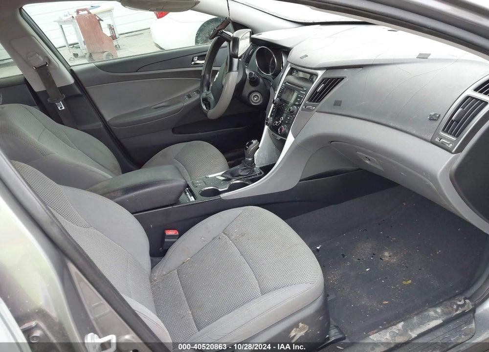 2013 HYUNDAI SONATA GLS VIN: 5NPEB4AC4DH613120