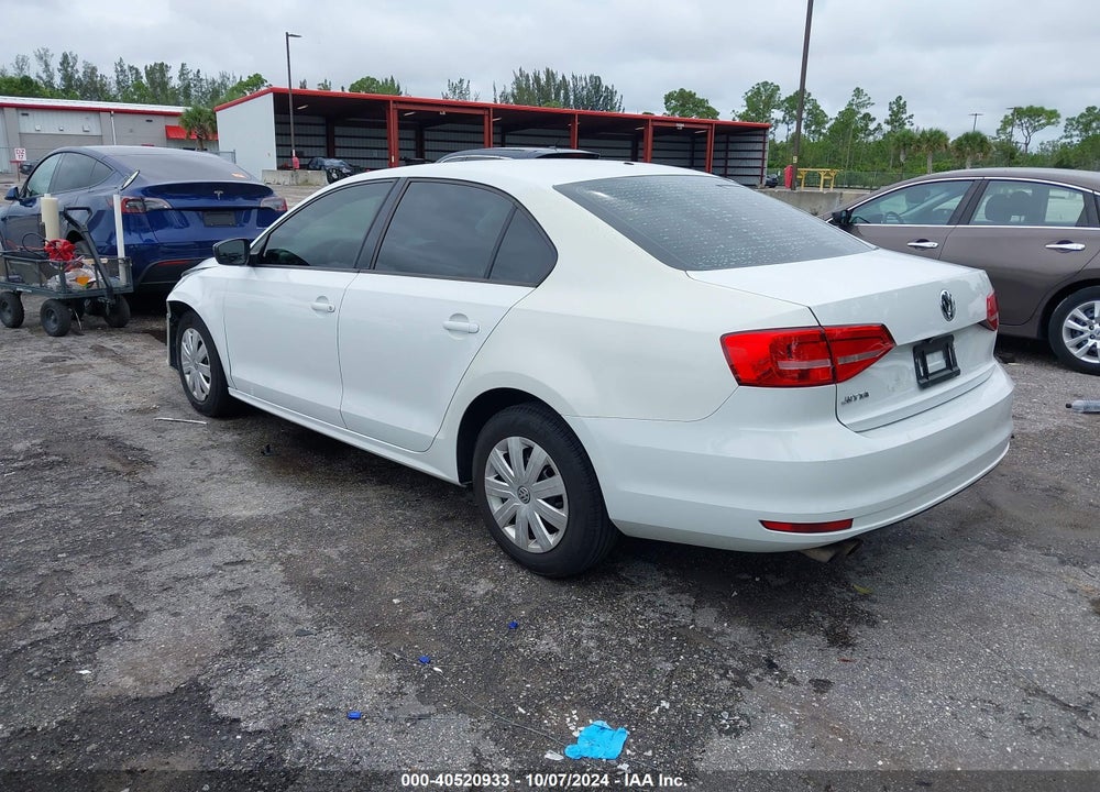 2015 VOLKSWAGEN JETTA 2.0L S VIN: 3VW2K7AJ1FM401854