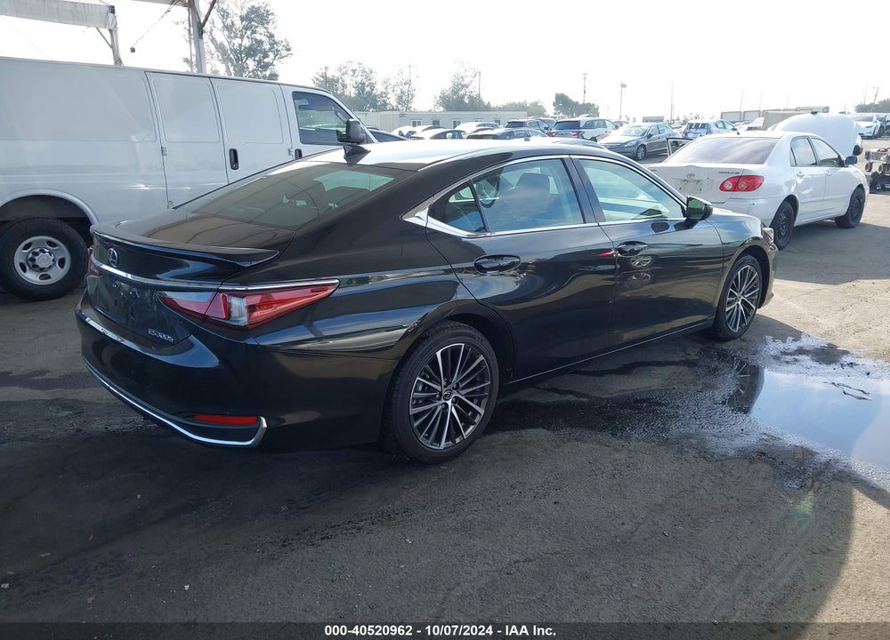 2024 LEXUS ES 300H VIN: 58ADA1C1XRU047541