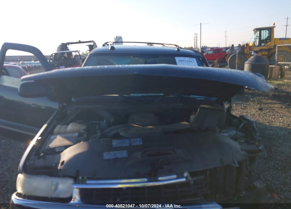 2005 CHEVROLET SUBURBAN 1500 LS VIN: 3GNFK16Z75G243928