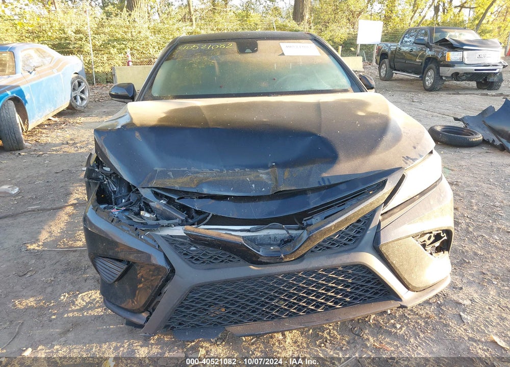 2018 TOYOTA CAMRY SE VIN: JTNB11HK2J3003687