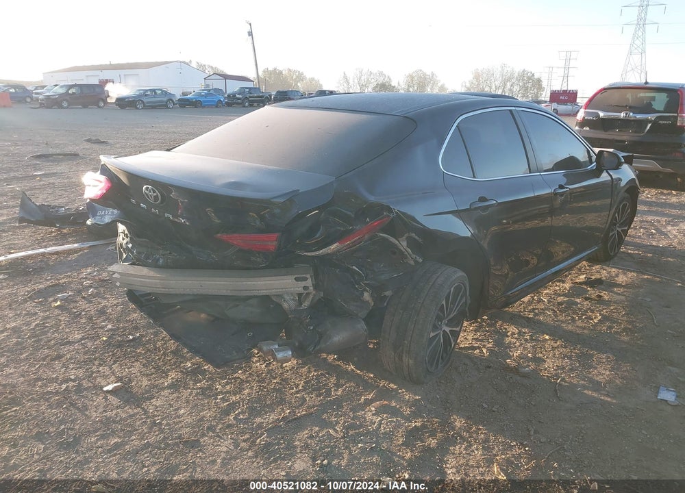 2018 TOYOTA CAMRY SE VIN: JTNB11HK2J3003687