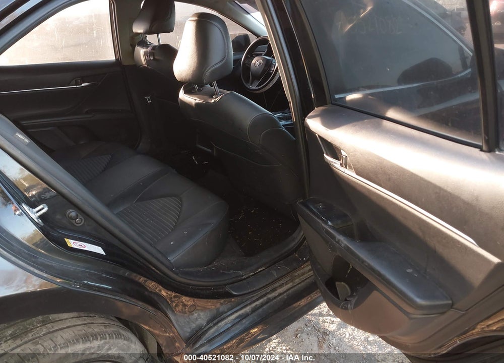 2018 TOYOTA CAMRY SE VIN: JTNB11HK2J3003687