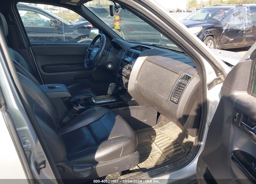 2008 FORD ESCAPE LIMITED VIN: 1FMCU04118KC81855