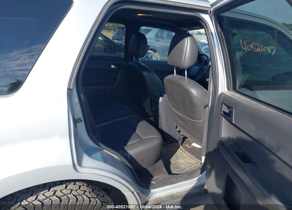 2008 FORD ESCAPE LIMITED VIN: 1FMCU04118KC81855