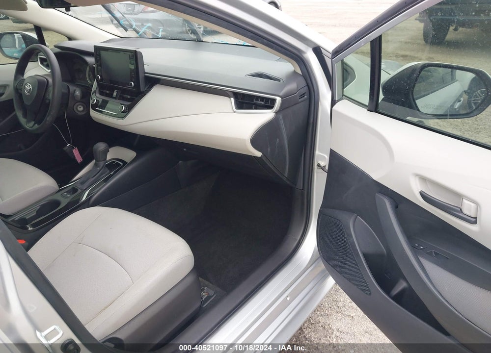 2022 TOYOTA COROLLA LE VIN: JTDEPMAE0N3004896