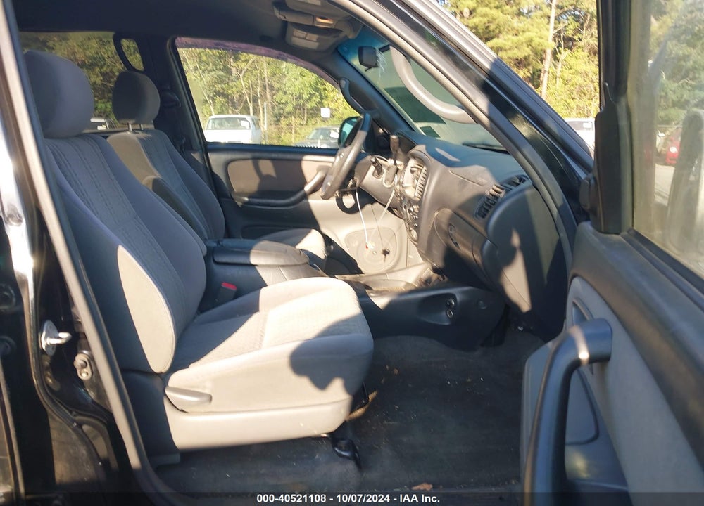 2006 TOYOTA TUNDRA SR5 V8 VIN: 5TBDT44116S514330