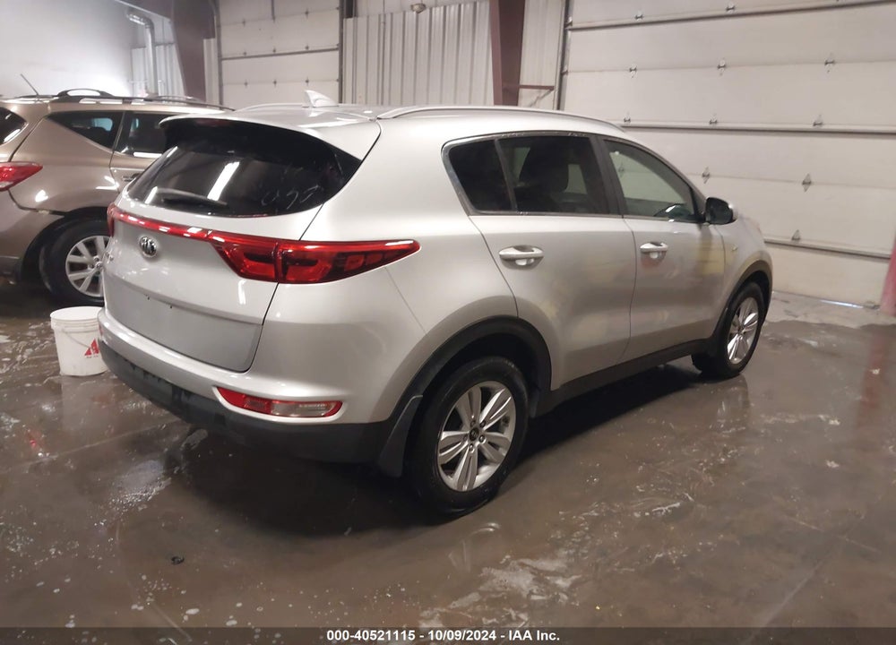 2017 KIA SPORTAGE LX VIN: KNDPMCAC4H7203229
