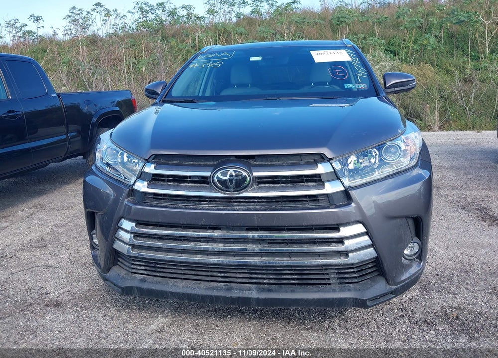 2019 TOYOTA HIGHLANDER LIMITED VIN: 5TDDZRFHXKS941819