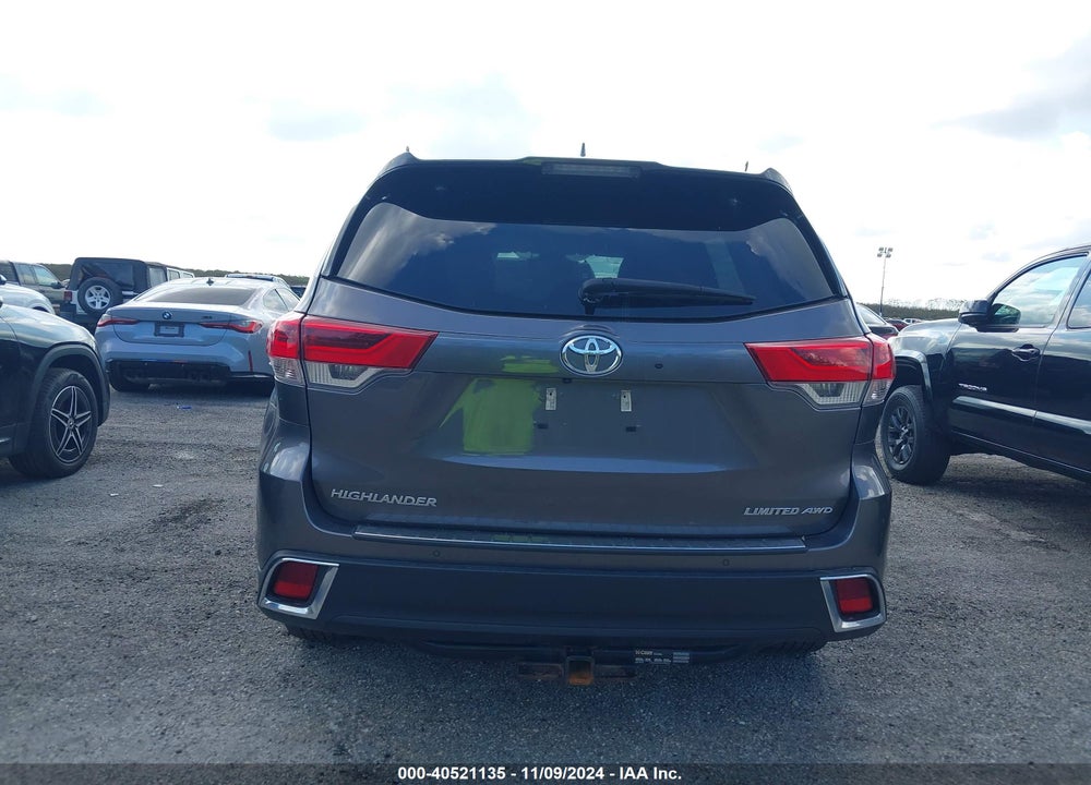 2019 TOYOTA HIGHLANDER LIMITED VIN: 5TDDZRFHXKS941819