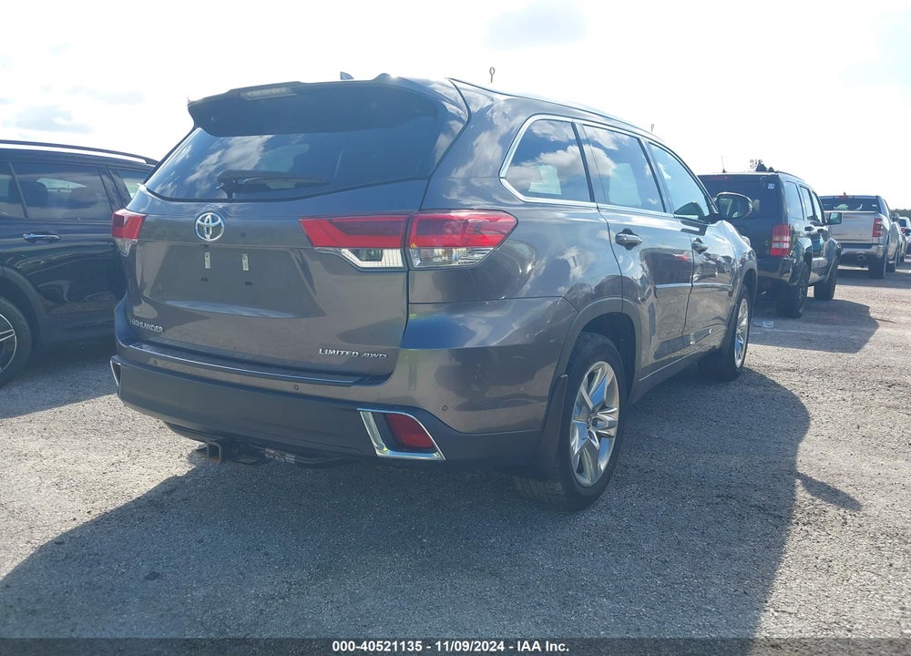 2019 TOYOTA HIGHLANDER LIMITED VIN: 5TDDZRFHXKS941819