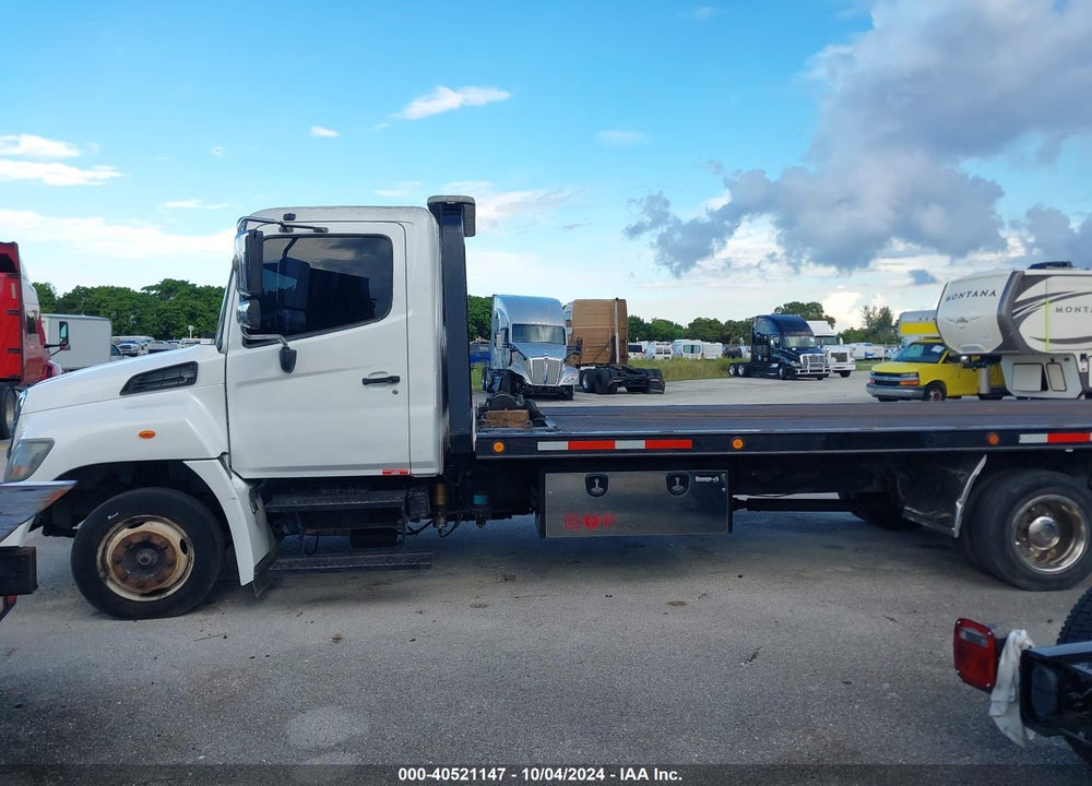 2008 HINO 258 VIN: 5PVND8JP782S50596