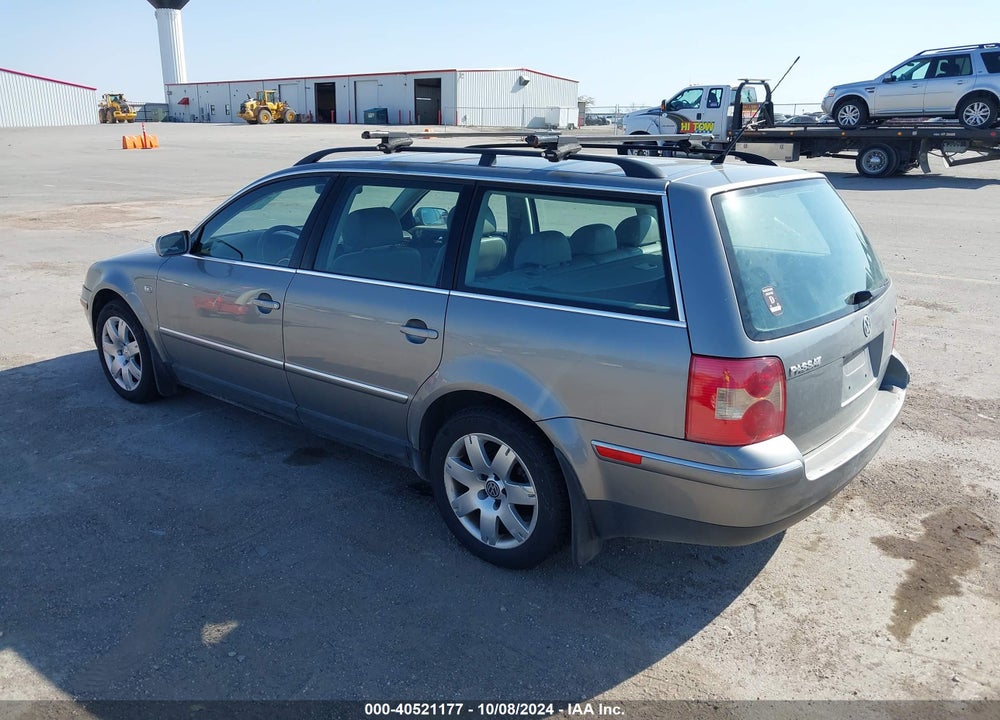 2003 VOLKSWAGEN PASSAT GLX VIN: WVWYH63BX3E462889