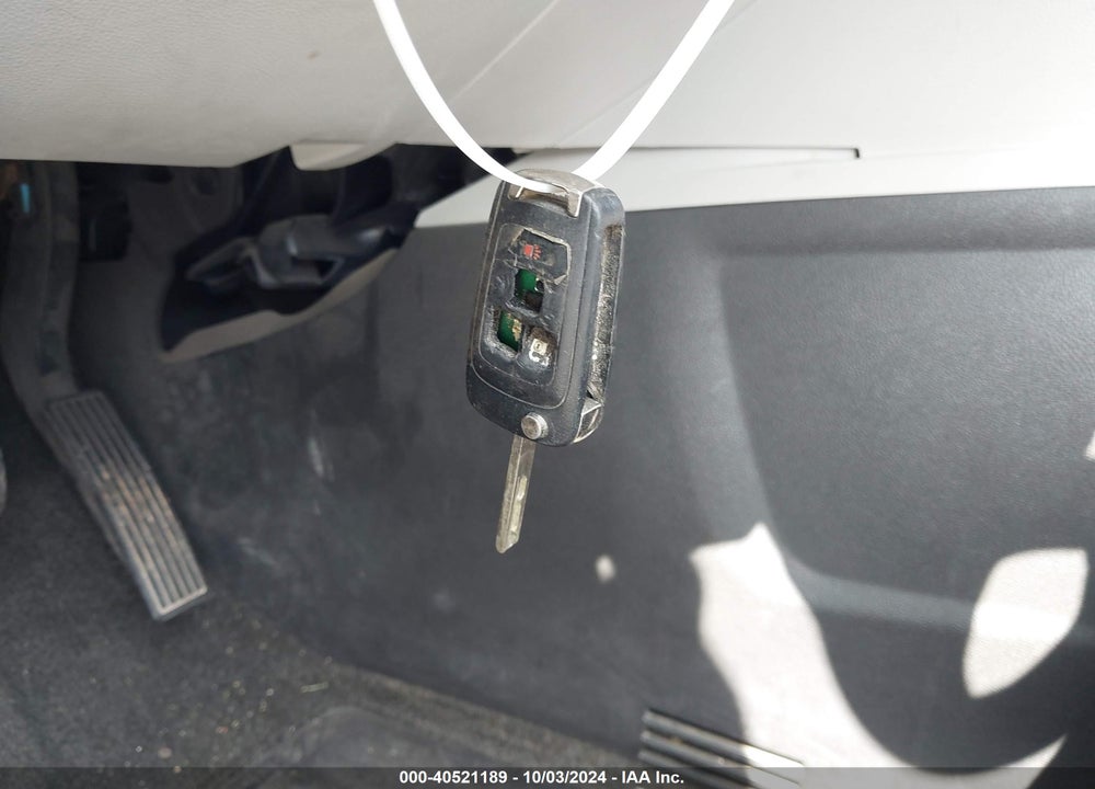 2011 CHEVROLET EQUINOX LS VIN: 2GNALBEC5B1319838
