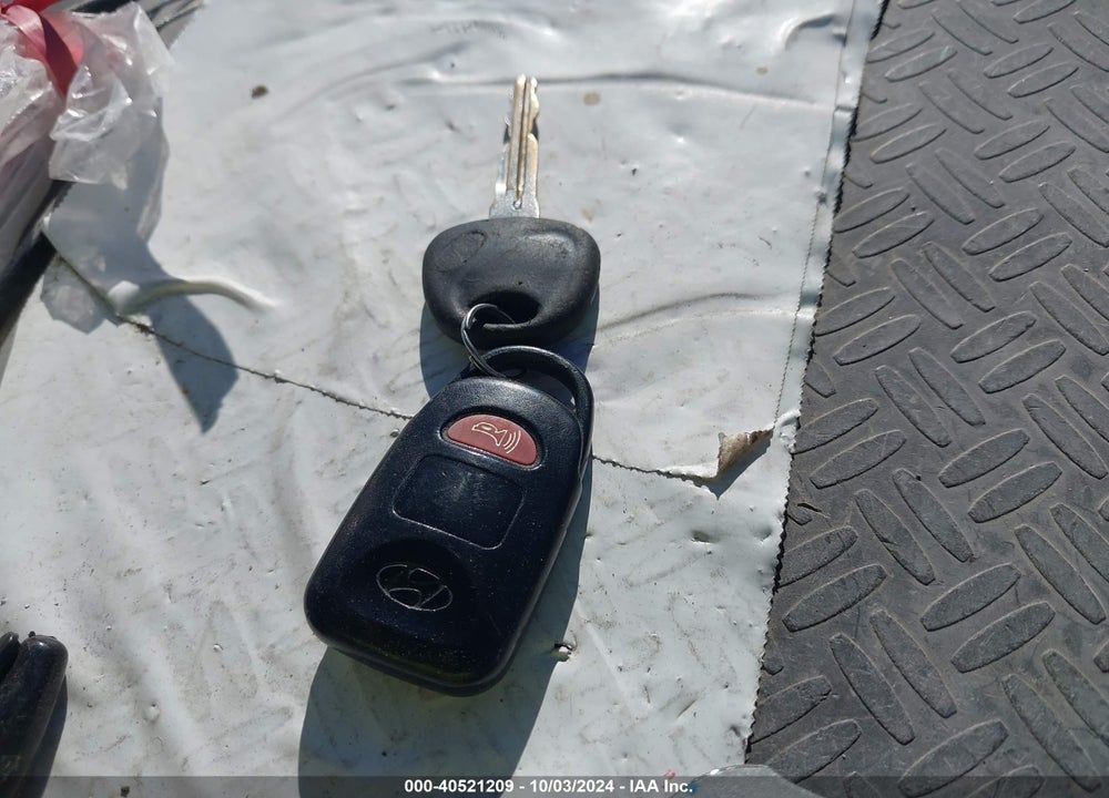 2010 HYUNDAI ELANTRA GLS VIN: KMHDU4AD7AU065030