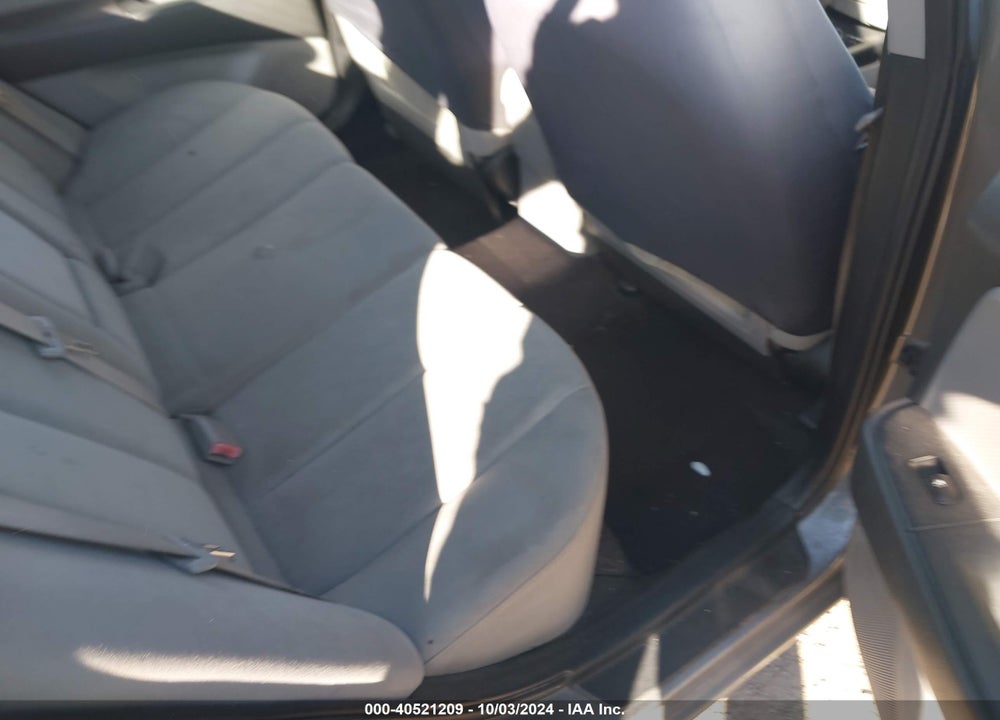 2010 HYUNDAI ELANTRA GLS VIN: KMHDU4AD7AU065030