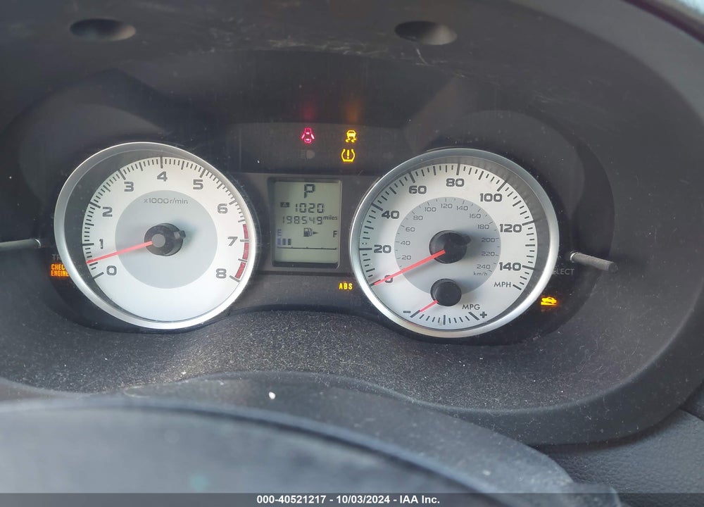 2014 SUBARU IMPREZA 2.0I PREMIUM VIN: JF1GPAC64E8262599