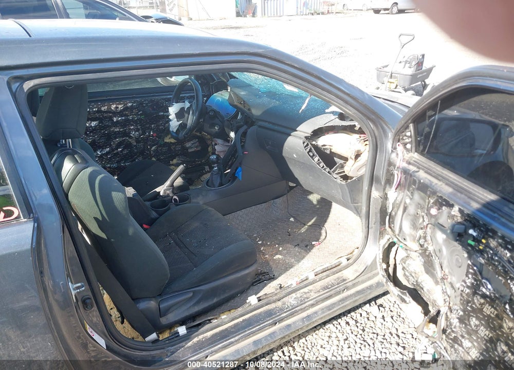 2011 SCION TC VIN: JTKJF5C71B3004741
