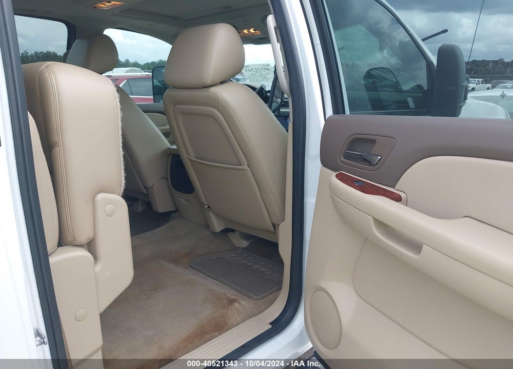 2011 GMC SIERRA 2500HD SLT VIN: 1GT121C89BF263593