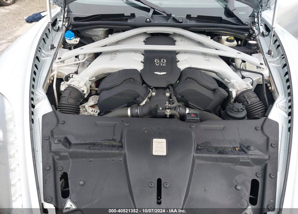 2015 ASTON MARTIN DB9 VOLANTE/VOLANTE CARBON EDITION VIN: SCFFDAFMXFGB16776