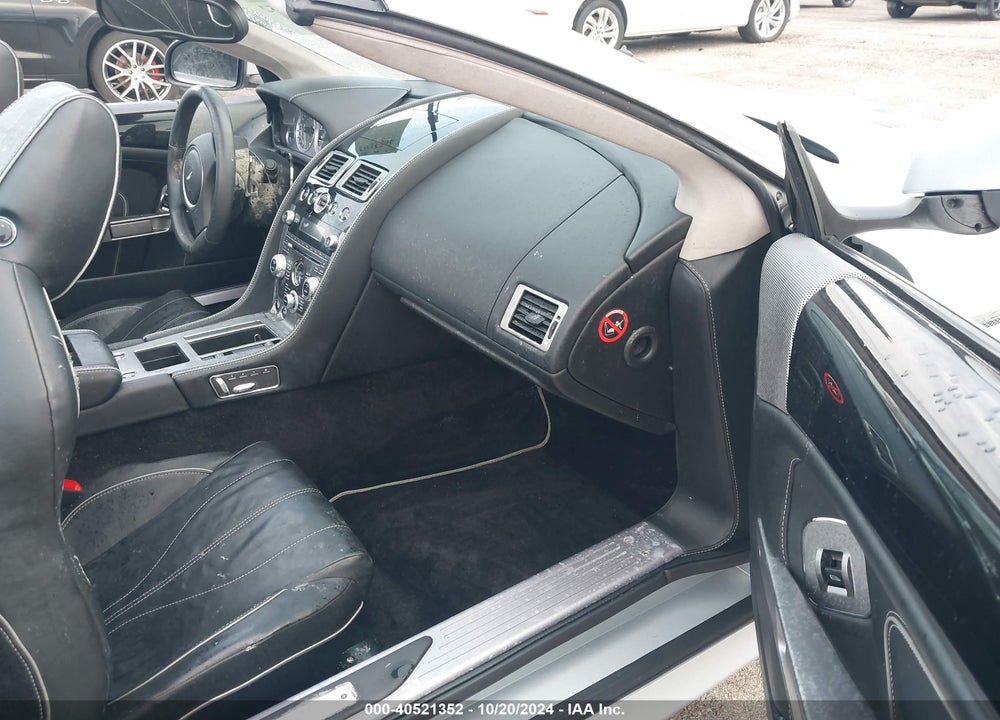 2015 ASTON MARTIN DB9 VOLANTE/VOLANTE CARBON EDITION VIN: SCFFDAFMXFGB16776