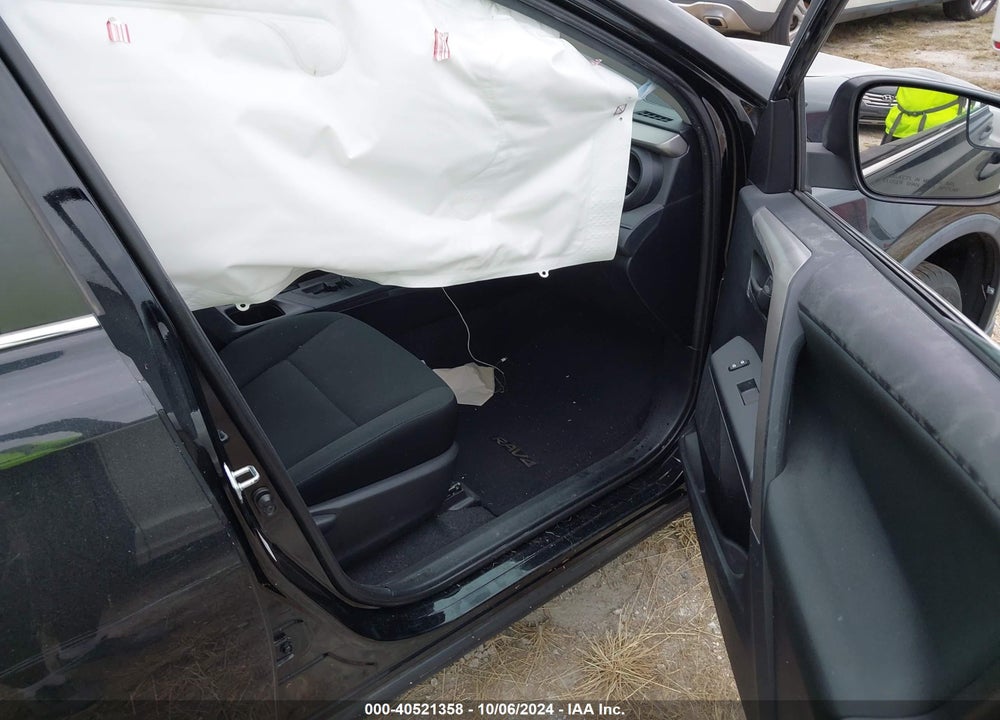 2016 TOYOTA RAV4 LE VIN: 2T3BFREV0GW458269