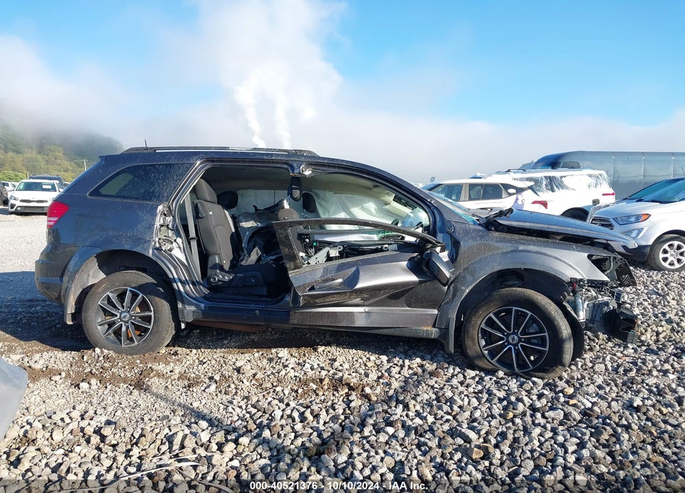 2018 DODGE JOURNEY SE VIN: 3C4PDCABXJT533854