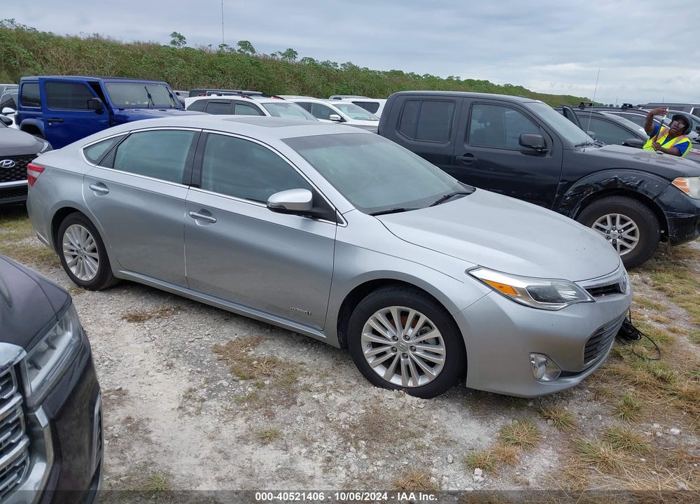 2015 TOYOTA AVALON HYBRID XLE TOURING VIN: 4T1BD1EB5FU048314