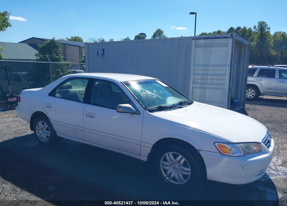 2000 TOYOTA CAMRY LE V6 VIN: 4T1BF22K0YU938582