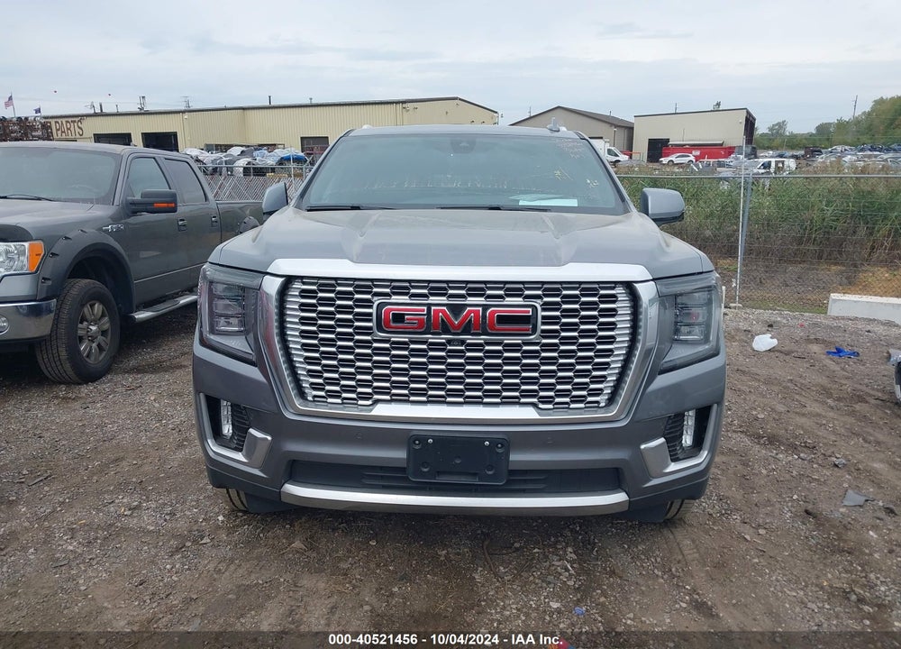 2021 GMC YUKON XL 4WD DENALI VIN: 1GKS2JKL5MR245074