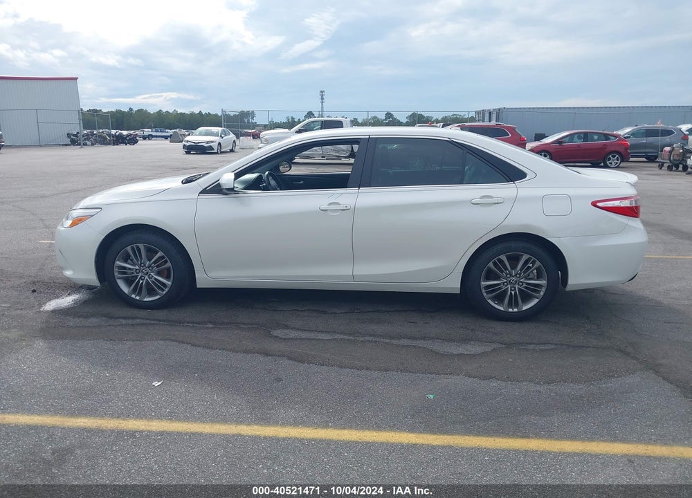 2015 TOYOTA CAMRY SE VIN: 4T1BF1FKXFU060385