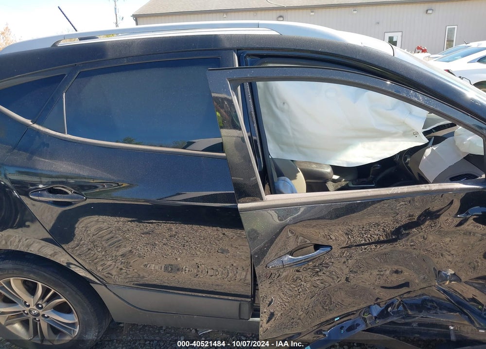 2015 HYUNDAI TUCSON SE VIN: KM8JU3AG3FU030953