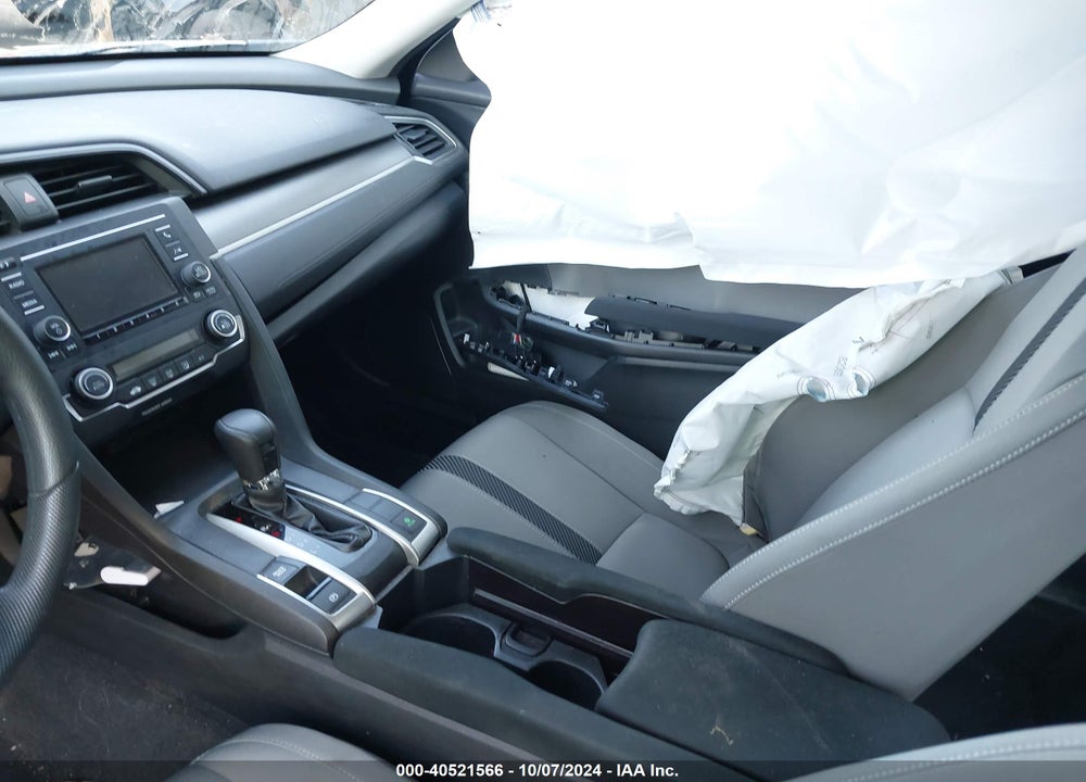 2018 HONDA CIVIC LX VIN: 2HGFC2F55JH574138