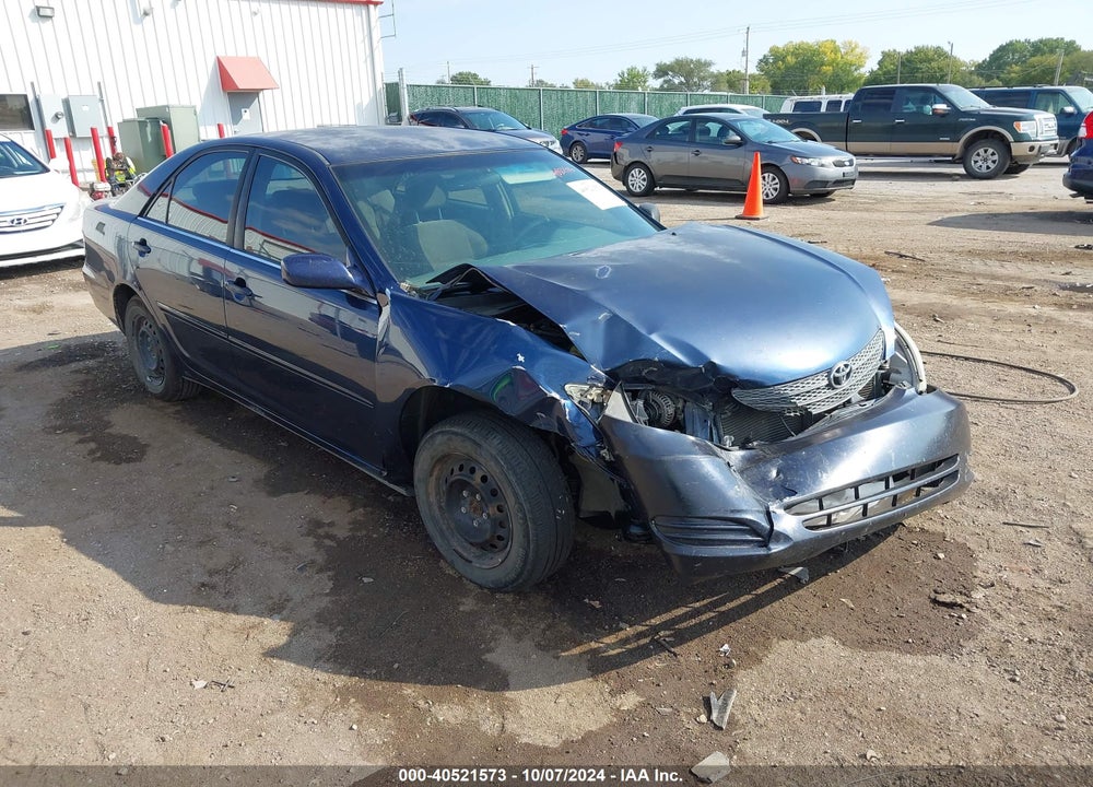 2004 TOYOTA CAMRY LE VIN: JTDBE32K640265487