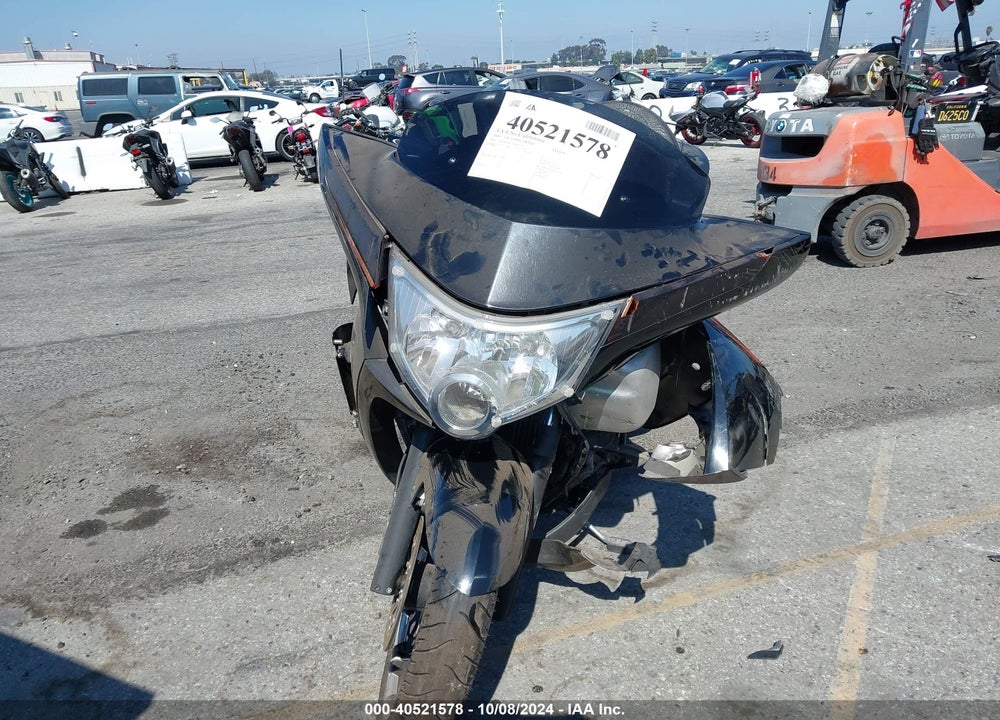 2009 VICTORY MOTORCYCLES VISION TOURING VIN: 5VPSD36L193002305