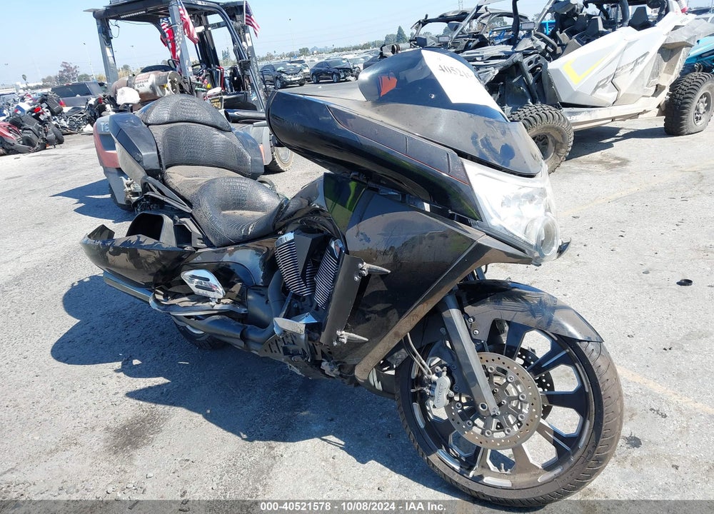 2009 VICTORY MOTORCYCLES VISION TOURING VIN: 5VPSD36L193002305