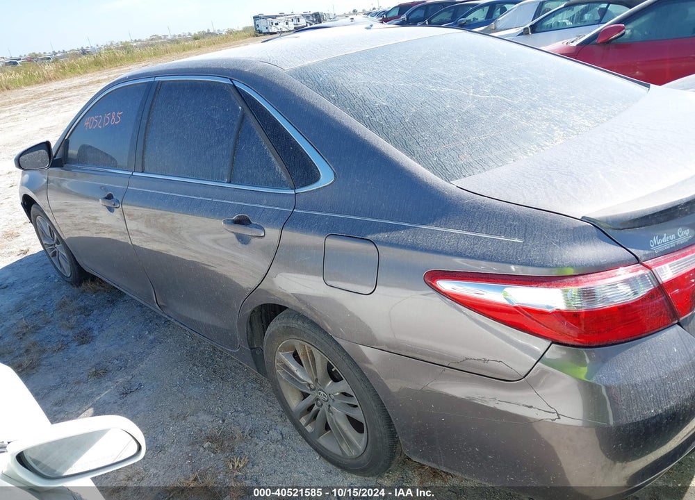2017 TOYOTA CAMRY SE VIN: 4T1BF1FK5HU357325