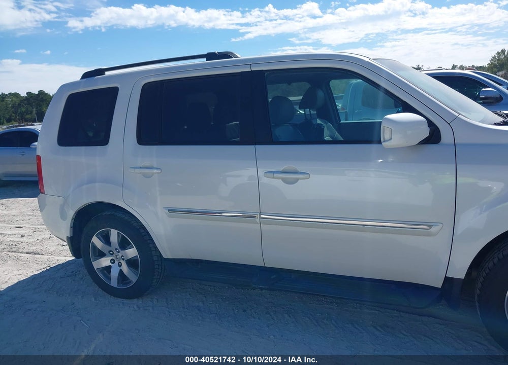 2013 HONDA PILOT TOURING VIN: 5FNYF3H95DB041446
