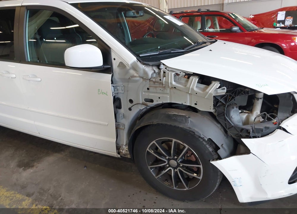 2015 DODGE GRAND CARAVAN SXT VIN: 2C4RDGCG3FR568741