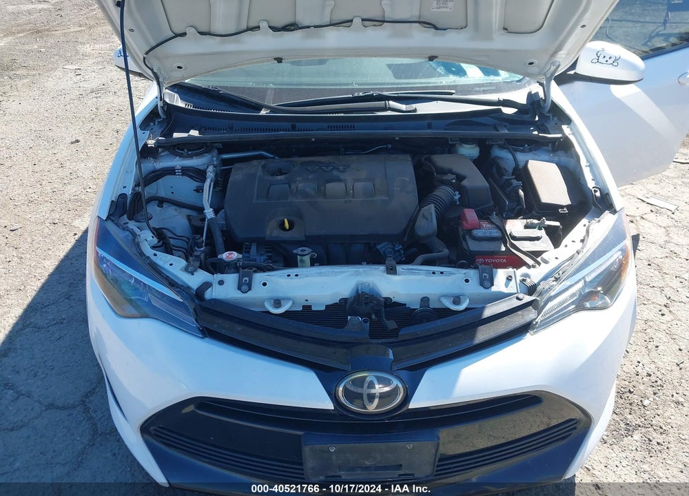 2018 TOYOTA COROLLA LE VIN: 5YFBURHEXJP784745