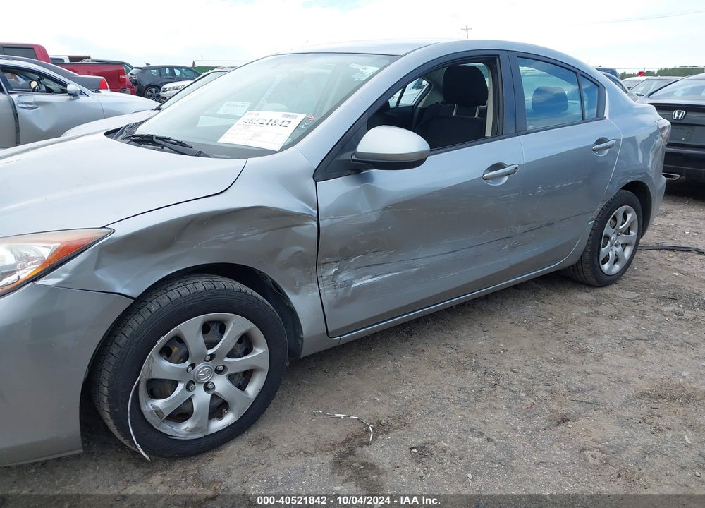 2013 MAZDA 3 I SPORT VIN: JM1BL1U72D1845977
