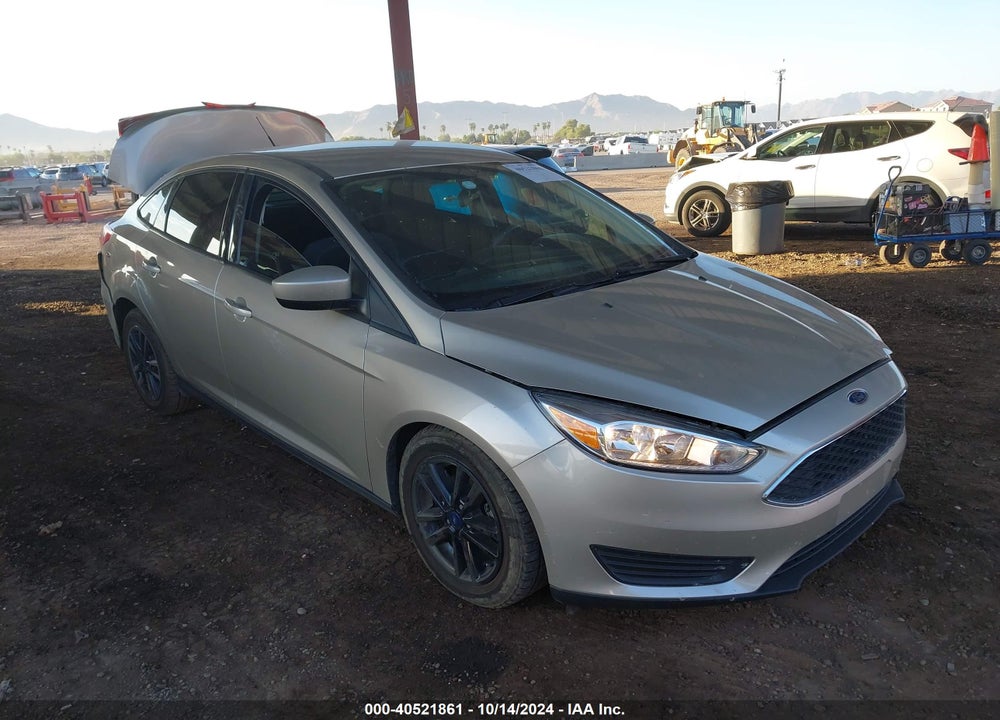 2018 FORD FOCUS SE VIN: 1FADP3F28JL313276