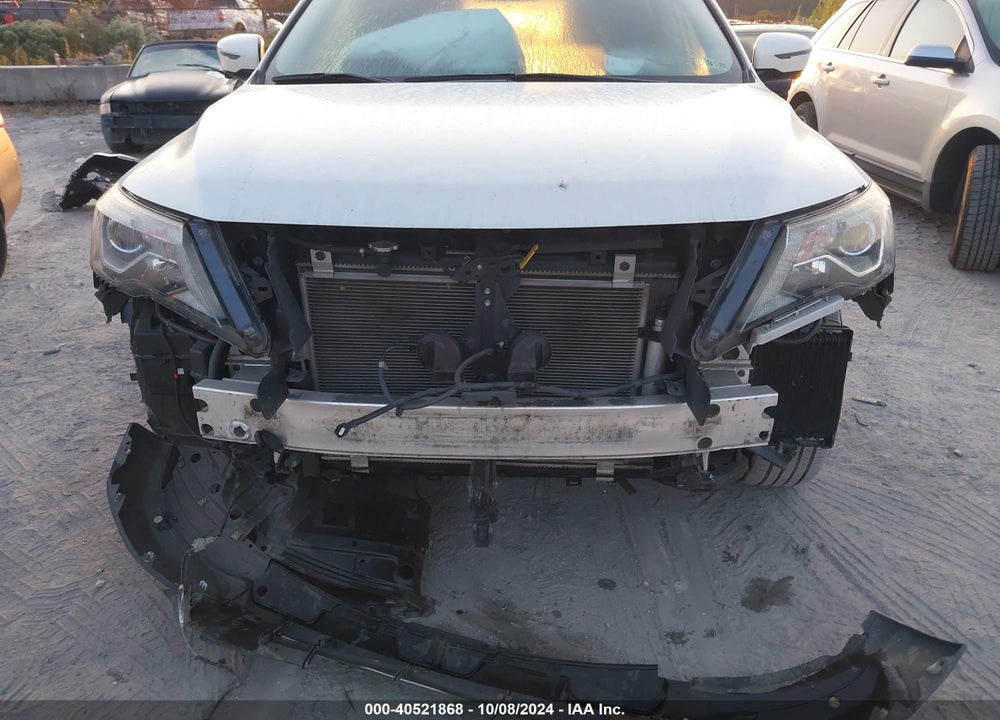 2017 NISSAN PATHFINDER SL VIN: 5N1DR2MM8HC657201