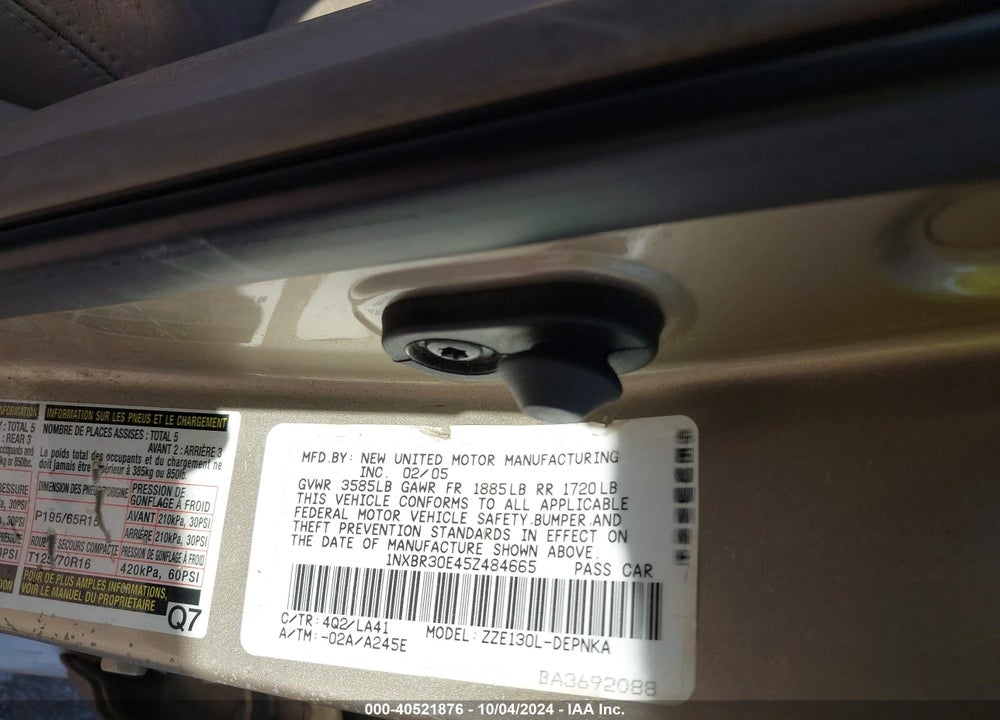 2005 TOYOTA COROLLA LE VIN: 1NXBR30E45Z484665
