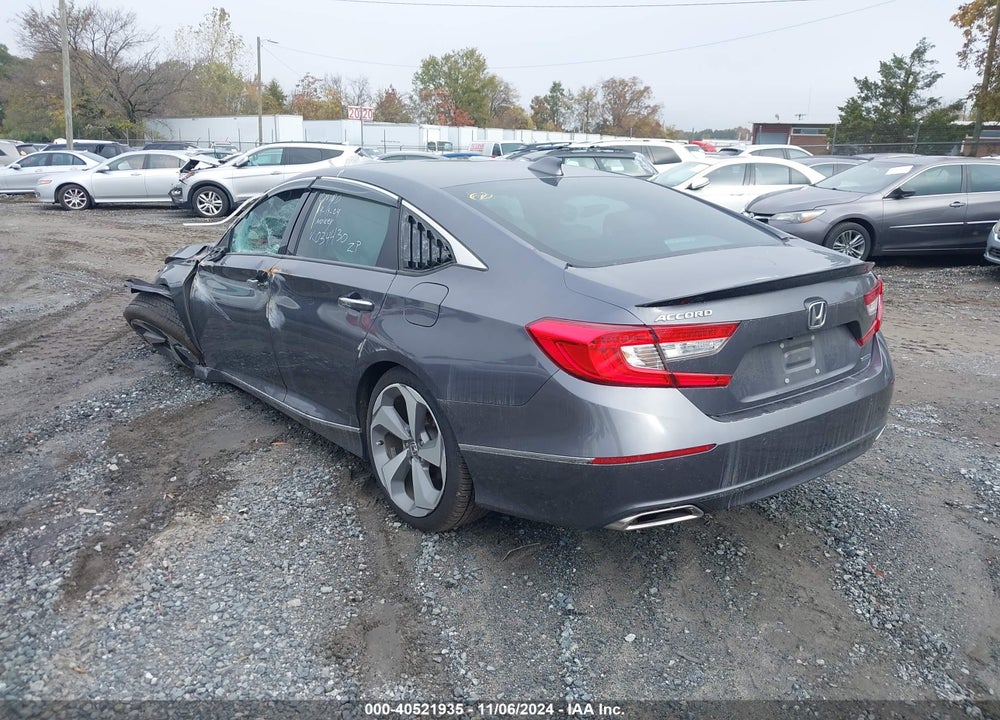 2018 HONDA ACCORD TOURING VIN: 1HGCV1F97JA034430