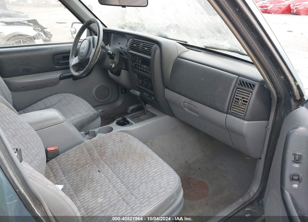 1998 JEEP CHEROKEE CLASSIC/SPORT VIN: 1J4FJ68S2WL230589