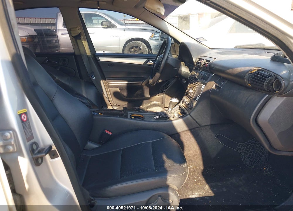2005 MERCEDES-BENZ C 230 KOMPRESSOR SPORT VIN: WDBRF40J95F648770