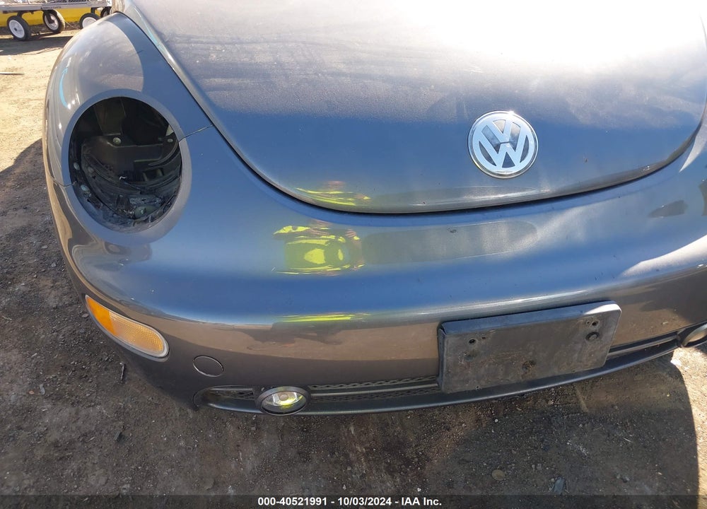 2002 VOLKSWAGEN NEW BEETLE GLX VIN: 3VWDD21C12M422771