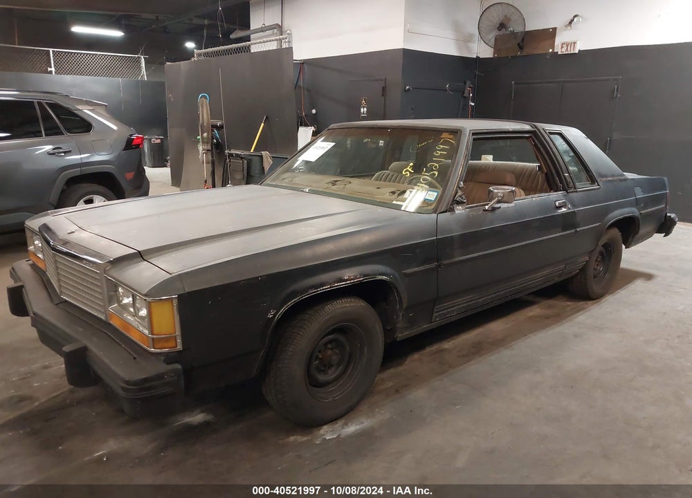 1981 FORD LTD CROWN VICTORIA VIN: 1FABP34F6BU113425