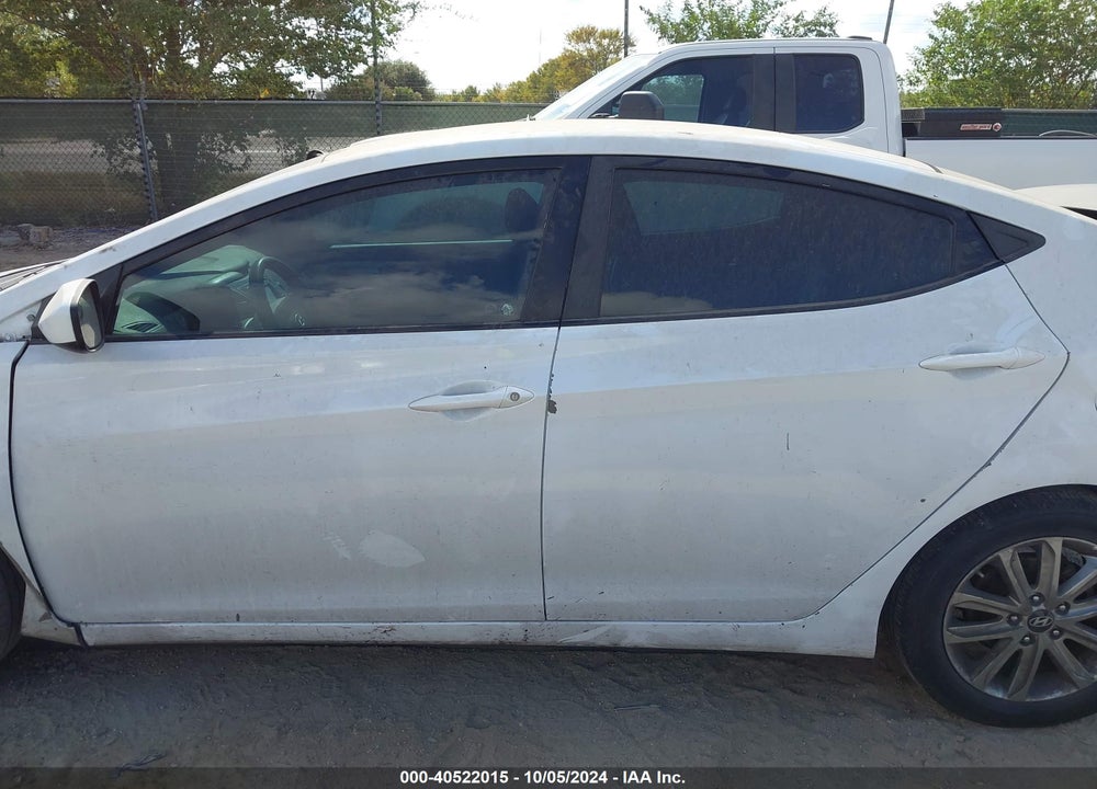 2015 HYUNDAI ELANTRA SE VIN: 5NPDH4AEXFH611077